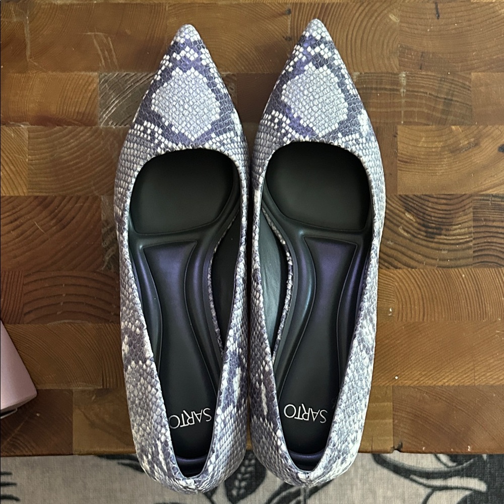 Franco Sarto Snakeskin Heels in Black and Gray - Picture 4 of 5